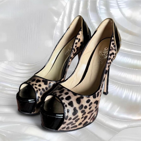 Mara Bini Leather Platform Heels - Picture 2 of 7